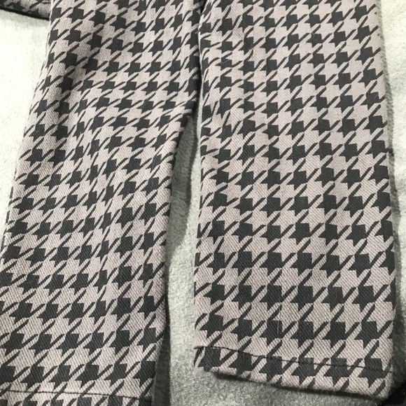 Hue Size M jeans houndstooth blk/grey EUC (19) - Picture 4 of 5